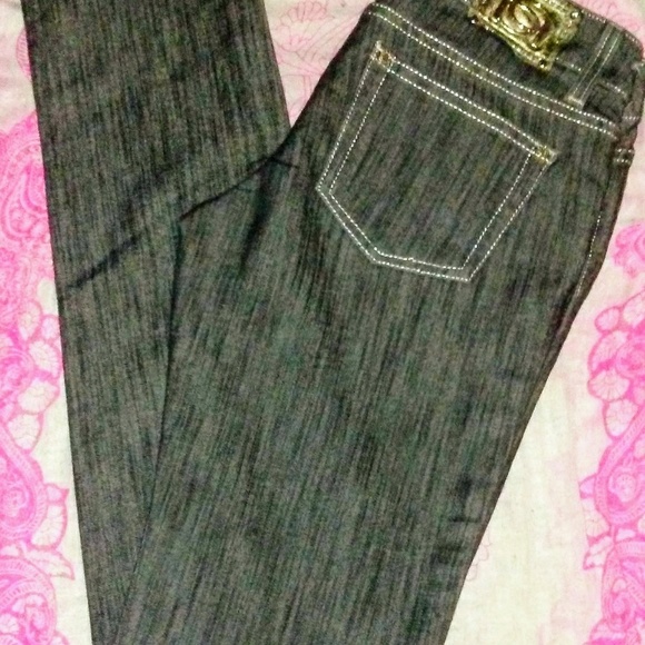 Brand new pair of BeBe Jean's - Picture 4 of 5